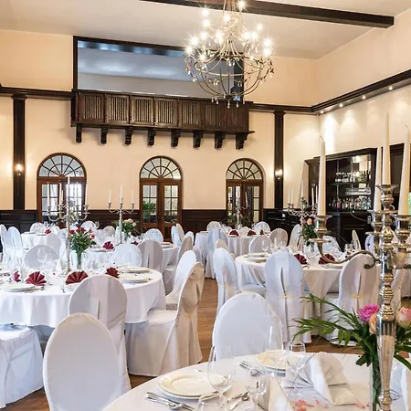 호텔 Gutshof Havelland 3*