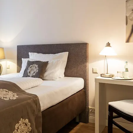 호텔 Gutshof Havelland 3*