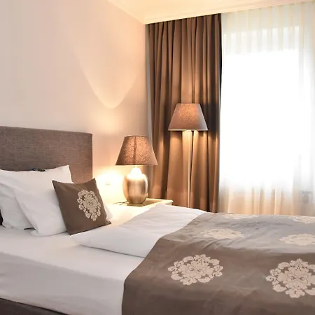 Gutshof Havelland 3*