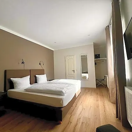 Gutshof Havelland 3*