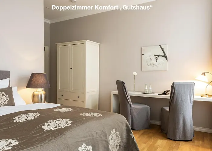 Gutshof Havelland 3*